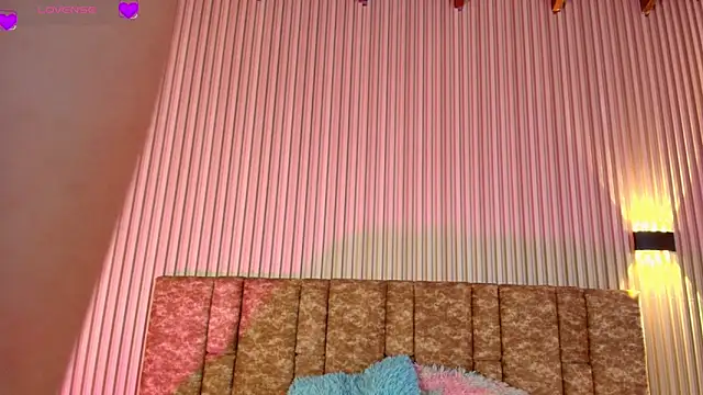 Snapshot of tiffany_johnson11 chatting on 21, 10, 2025 tiffany johnson11 online show from 21, 10, 2025