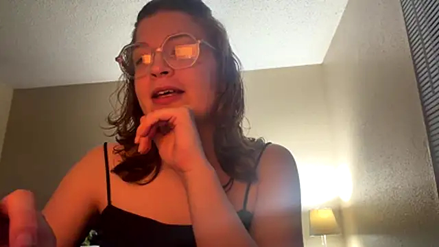 livcutebaby online show from 18, 7, 2026