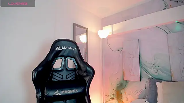 Aniie Doll online show from 11, 3, 2026