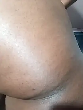 Snapshot of Wildblack22 chatting on 8, 1, 2025 Wildblack22 online show from 8, 1, 2025