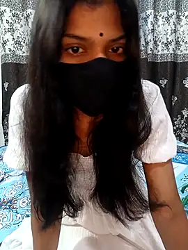 Snapshot of Cute-Bhavya chatting on 5, 3, 2025 Cute-Bhavya online show from 5, 3, 2025