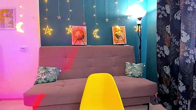 Xloe Queen online show from 11, 2, 2025