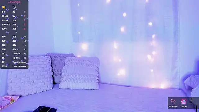 Aria uwu online show from 12, 1, 2025