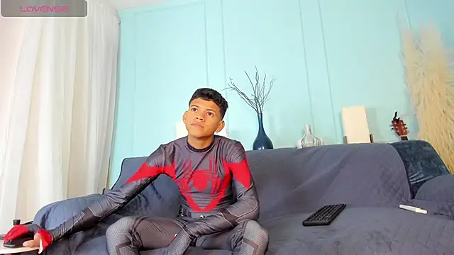 Snapshot of Jeffry_wolvess chatting on 6, 3, 2025 Jeffry wolvess online show from 6, 3, 2025