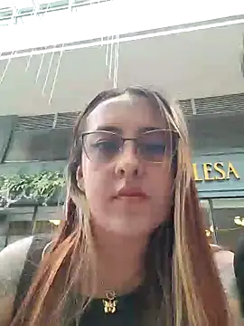 SarahXRusso online show from 13, 12, 2024