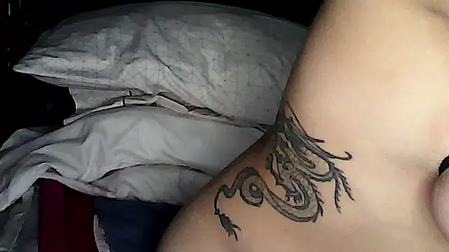 DarkElfSorceress online show from 14, 3, 2026