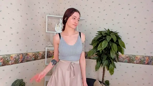 Snapshot of DarlineFrake chatting on 9, 12, 2024 DarlineFrake online show from 9, 12, 2024