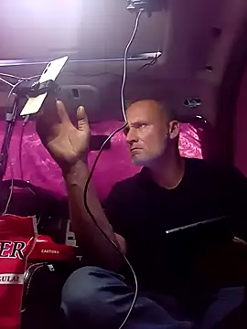 Snapshot of DatingProfile_USA_43_str8 chatting on 31, 1, 2025 DatingProfile USA 43 str8 online show from 31, 1, 2025