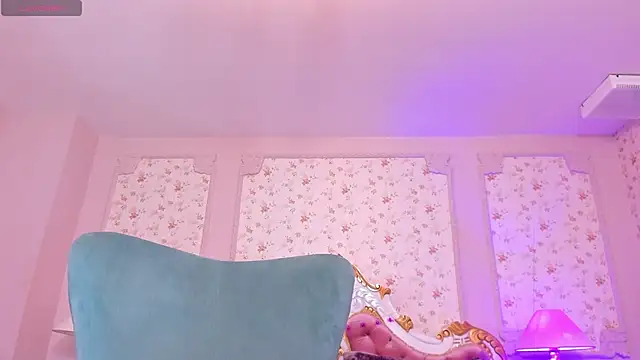 Snapshot of AllissonJames chatting on 16, 10, 2025 AllissonJames online show from 16, 10, 2025