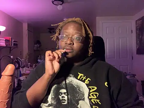 BigKittyRaven online show from 3, 2, 2025