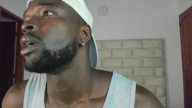 Snapshot of Dylan_Taylor chatting on 8, 11, 2025 Dylan Taylor online show from 8, 11, 2025