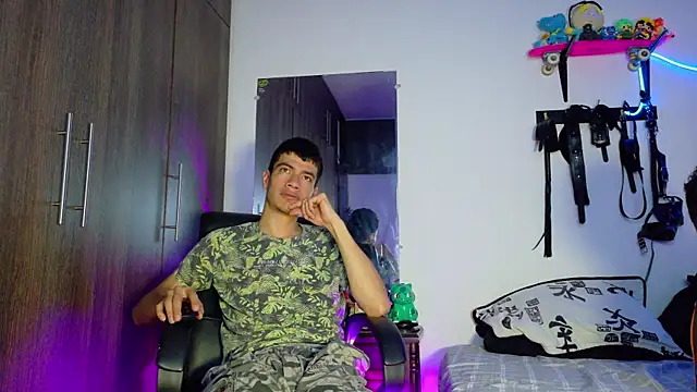 Snapshot of Nymphobuddies chatting on 20, 1, 2025 Nymphobuddies online show from 20, 1, 2025