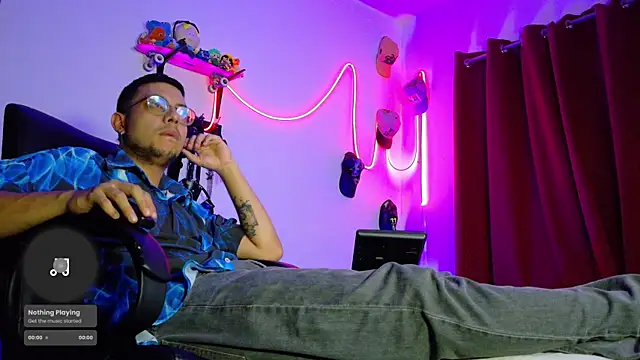 Snapshot of Nymphobuddies chatting on 16, 3, 2025 Nymphobuddies online show from 16, 3, 2025