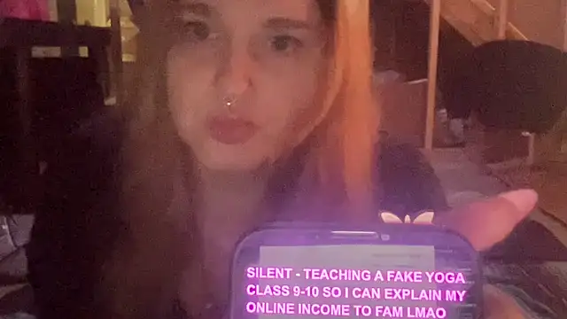 Snapshot of thickgingergoddess chatting on 18, 1, 2025 thickgingergoddess online show from 18, 1, 2025