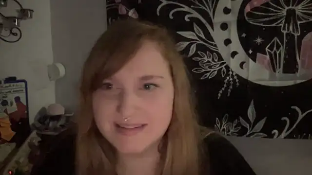 Snapshot of thickgingergoddess chatting on 5, 3, 2025 thickgingergoddess online show from 5, 3, 2025