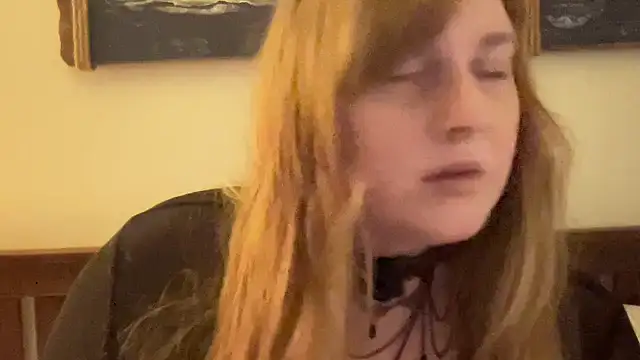 Snapshot of thickgingergoddess chatting on 6, 3, 2025 thickgingergoddess online show from 6, 3, 2025