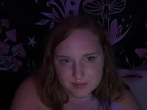 Snapshot of thickgingergoddess chatting on 29, 9, 2025 thickgingergoddess online show from 29, 9, 2025