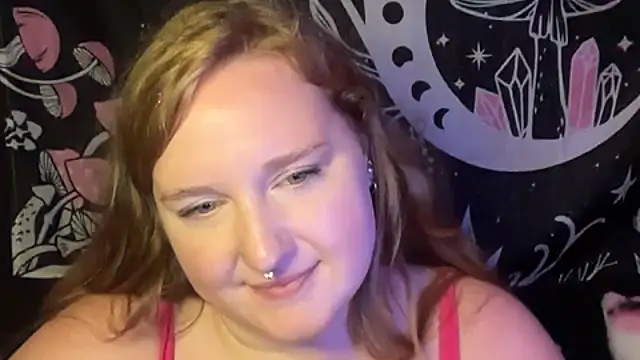 Snapshot of thickgingergoddess chatting on 30, 9, 2025 thickgingergoddess online show from 30, 9, 2025
