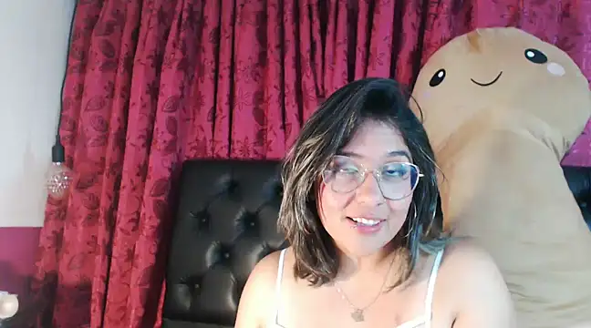 Snapshot of Pandoracherry chatting on 12, 1, 2025 Pandoracherry online show from 12, 1, 2025