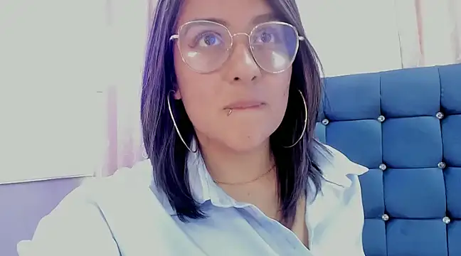 Snapshot of Pandoracherry chatting on 2, 3, 2025 Pandoracherry online show from 2, 3, 2025