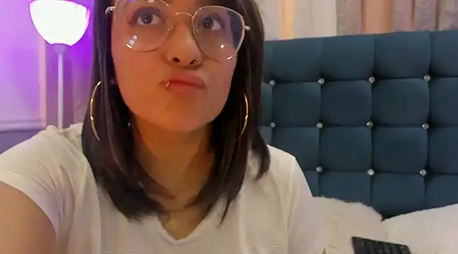 Snapshot of Pandoracherry chatting on 10, 3, 2025 Pandoracherry online show from 10, 3, 2025