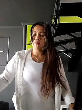 LIZ-06  online show from 13, 3, 2025