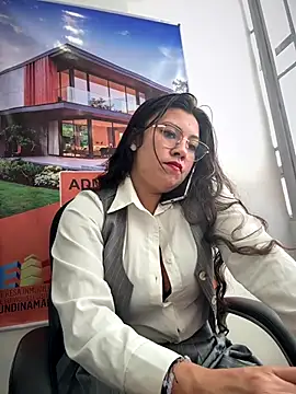 LIZ-06  online show from 16, 12, 2025