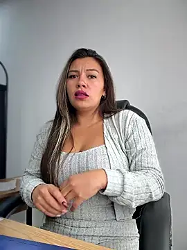 LIZ-06  online show from 28, 5, 2026