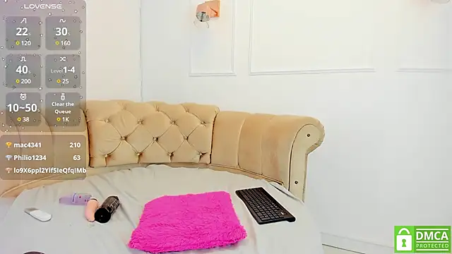 Snapshot of briannaduque chatting on 28, 1, 2025 briannaduque online show from 28, 1, 2025