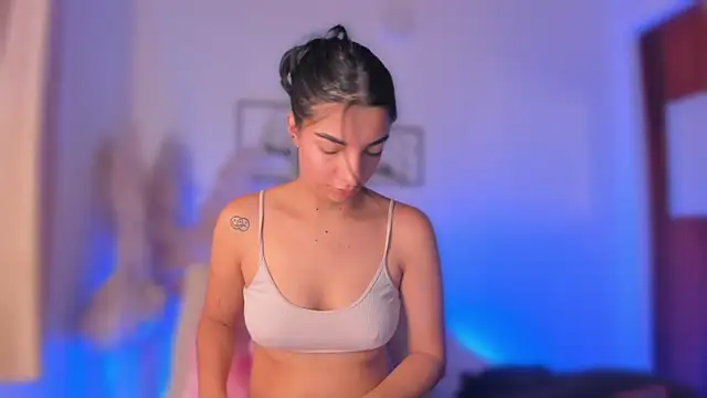 777AylinZ online show from 7, 4, 2026