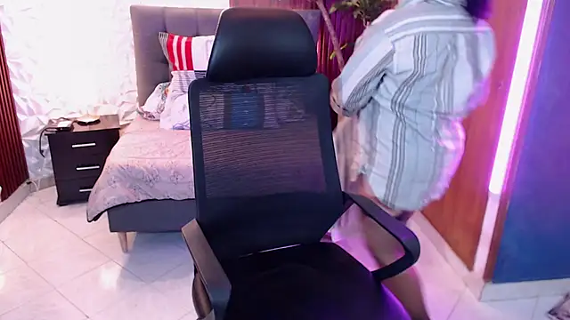 ashleylove prg online show from 2, 2, 2025