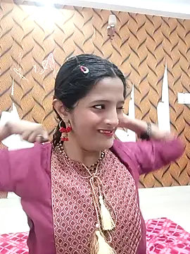 BabySlimmy10 online show from 15, 2, 2026