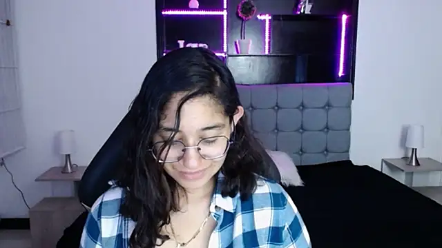Snapshot of Lili_Gomez_ chatting on 25, 1, 2025 Lili Gomez online show from 25, 1, 2025