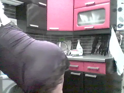 Lisa Suzie online show from 18, 4, 2026