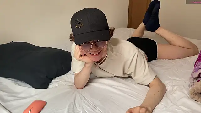 Snapshot of mapleg chatting on 19, 3, 2025 mapleg online show from 19, 3, 2025