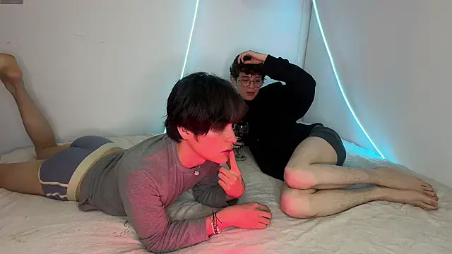 Snapshot of mapleg chatting on 16, 10, 2025 mapleg online show from 16, 10, 2025