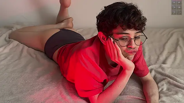 Snapshot of mapleg chatting on 14, 11, 2025 mapleg online show from 14, 11, 2025