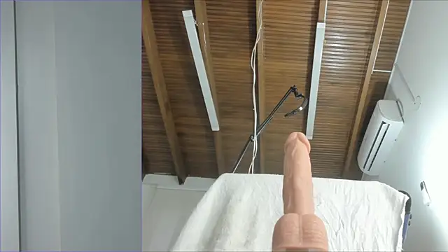 Lucy carter  online show from 1, 11, 2025