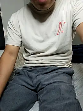 Snapshot of rogelitoxxx chatting on 29, 10, 2025 rogelitoxxx online show from 29, 10, 2025