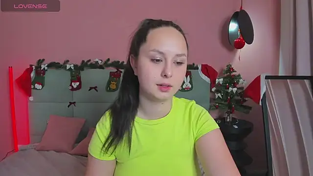 BeatriceReeves online show from 19, 12, 2025