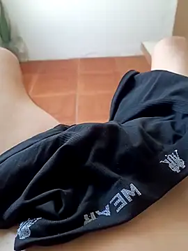 Snapshot of paubabando_ chatting on 8, 3, 2025 paubabando  online show from 8, 3, 2025