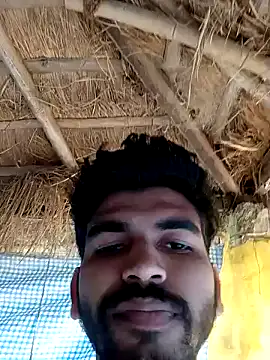 Snapshot of Roni1028 chatting on 6, 1, 2025 Roni1028 online show from 6, 1, 2025