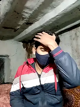 Snapshot of Roni1028 chatting on 6, 1, 2025 Roni1028 online show from 6, 1, 2025