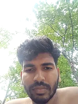 Snapshot of Roni1028 chatting on 25, 10, 2025 Roni1028 online show from 25, 10, 2025