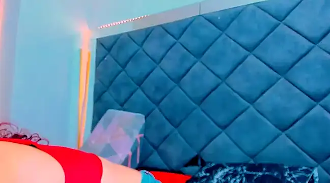 Nellyhills online show from 6, 3, 2025