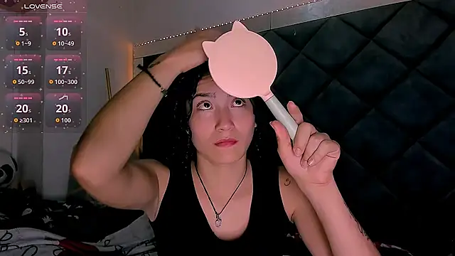 Nellyhills online show from 29, 10, 2025