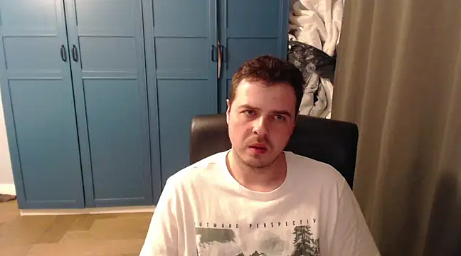 CuteMan33 online show from 18, 3, 2025