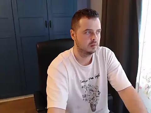 CuteMan33 online show from 12, 9, 2025