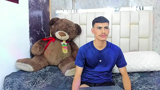 Bi Latin Boys1 online show from 11, 12, 2024