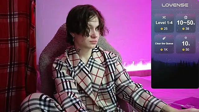 esajukyy online show from 2, 11, 2025